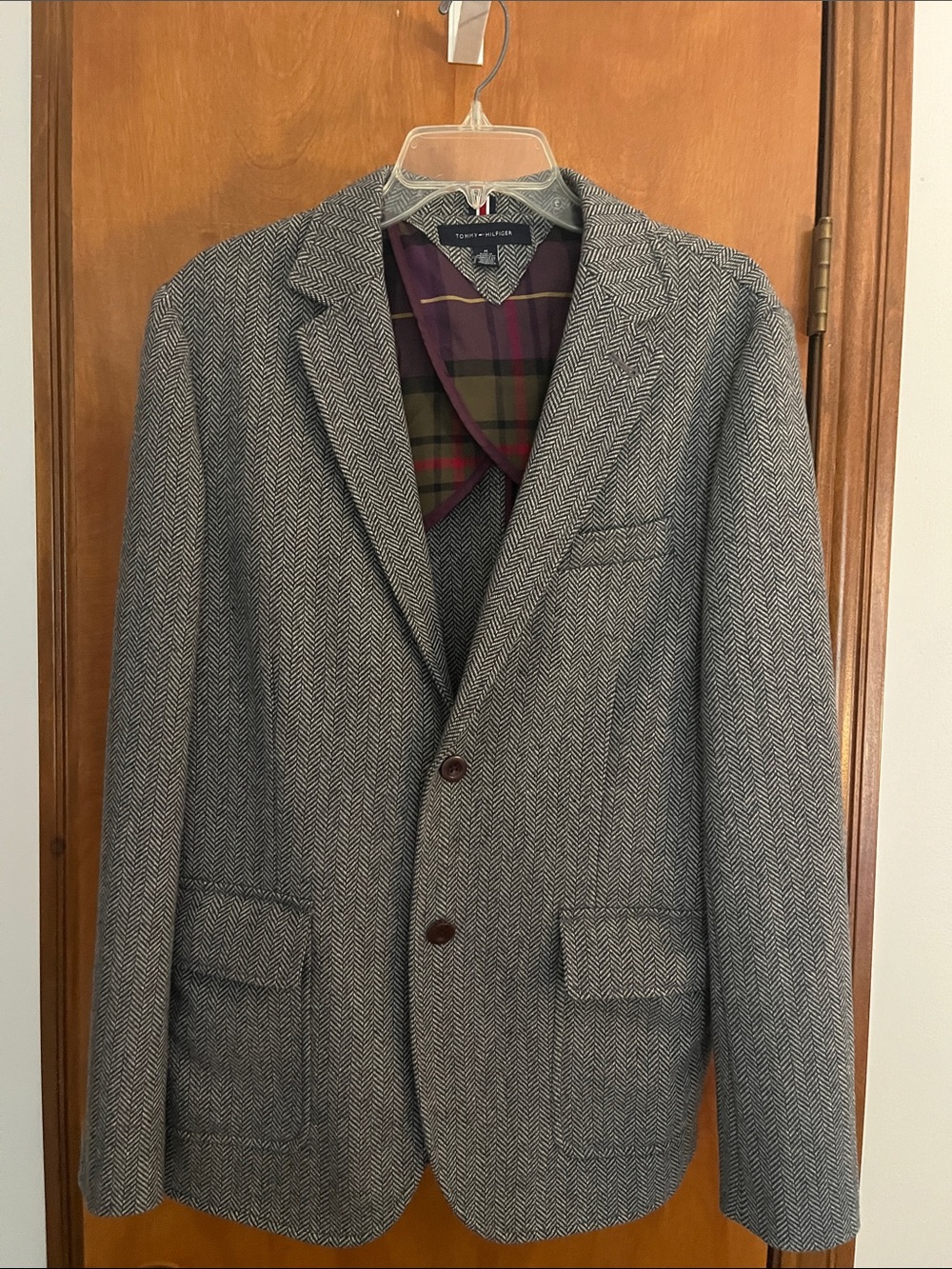 Tommy Hilfiger Men’s Gray Herringbone Blazer